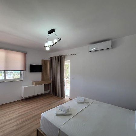 Sunlight Apartments Gjordeni คซามิล ภายนอก รูปภาพ
