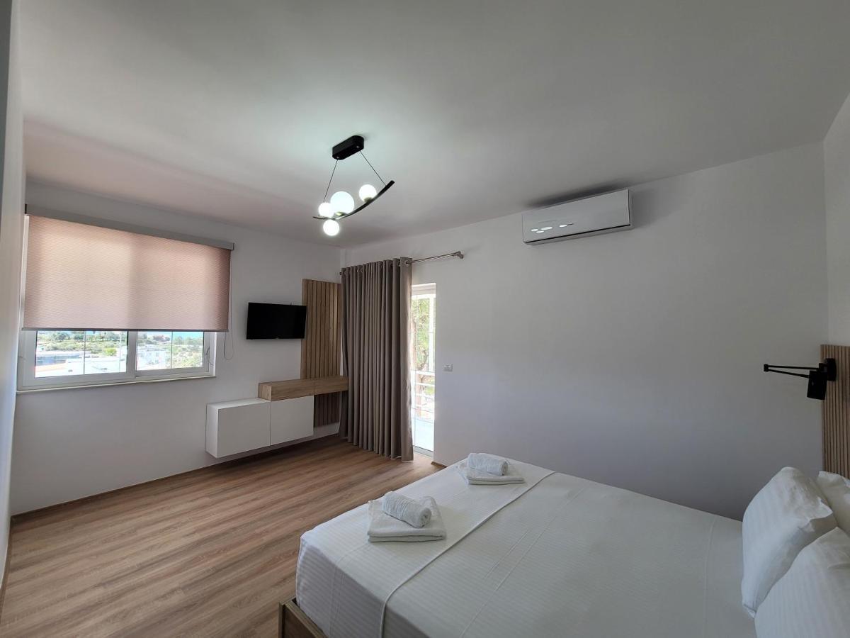 Sunlight Apartments Gjordeni คซามิล ภายนอก รูปภาพ