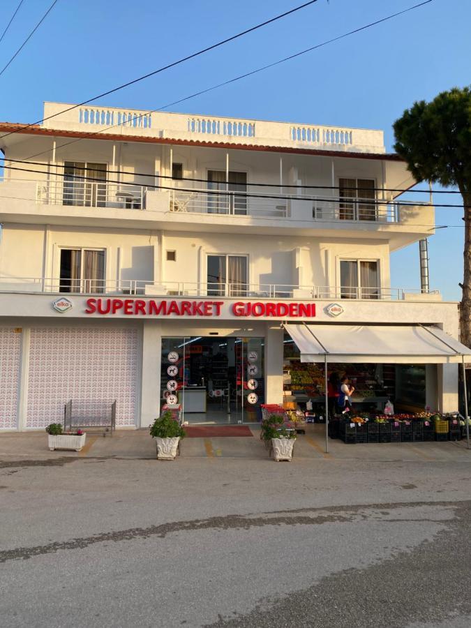 Sunlight Apartments Gjordeni คซามิล ภายนอก รูปภาพ