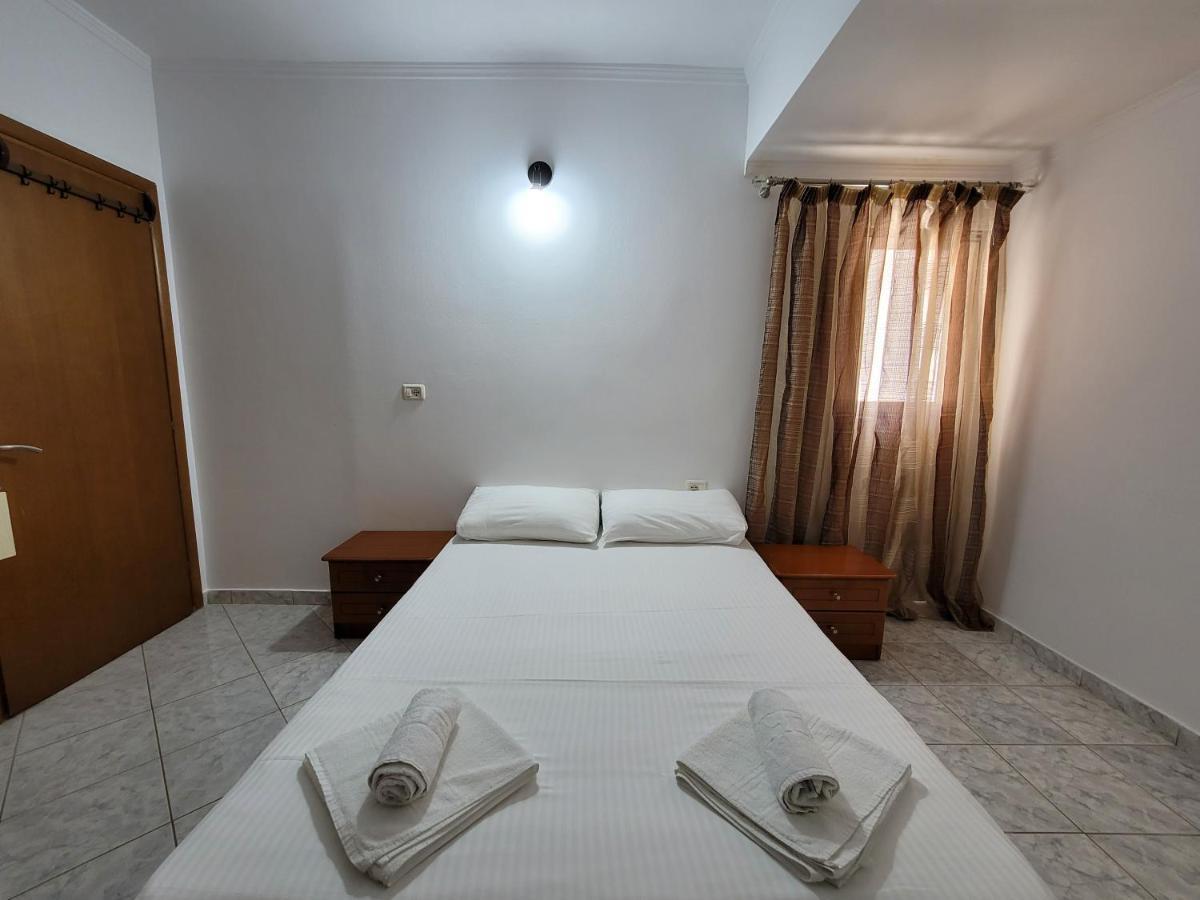 Sunlight Apartments Gjordeni คซามิล ภายนอก รูปภาพ