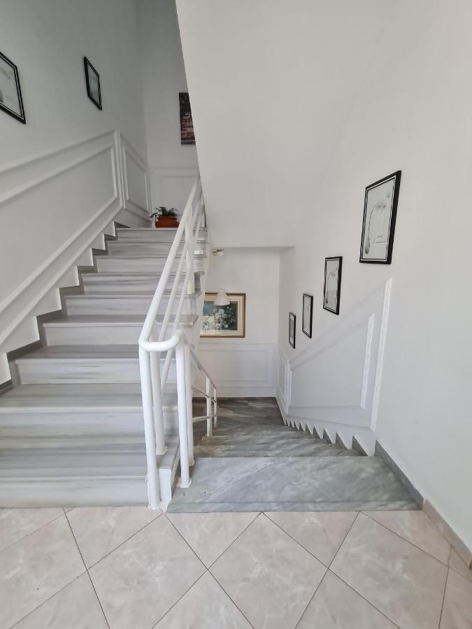 Sunlight Apartments Gjordeni คซามิล ภายนอก รูปภาพ